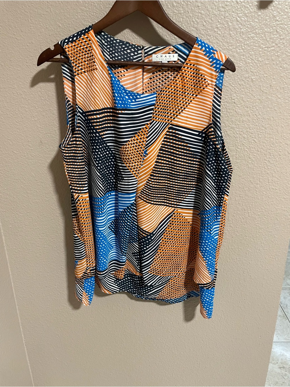 Chaus Sleeveless Geometric Print Camisole in Orange, Blue & Black
